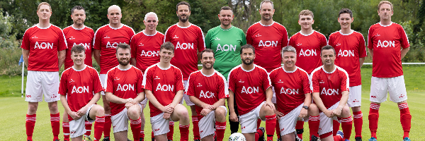 Aon Ireland Welcomes Lloyd’s Football Club to Dublin For Charity Match 