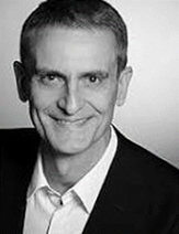 Dr. Raphael Breidenbach